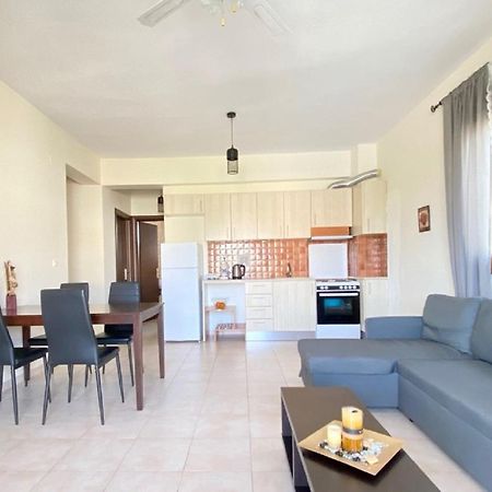 Vladi Guest House Gerakini Sithonia Екстериор снимка