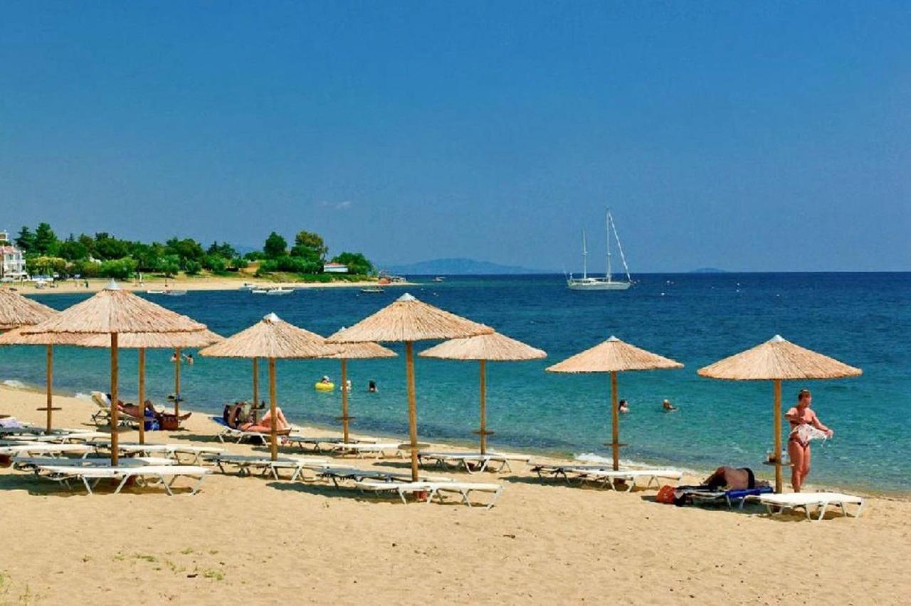 Vladi Guest House Gerakini Sithonia Екстериор снимка